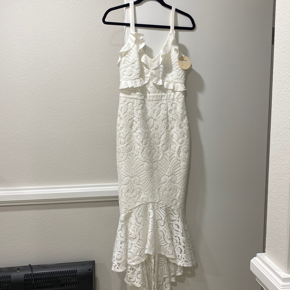 White Lace fitted dress (Australian brand)